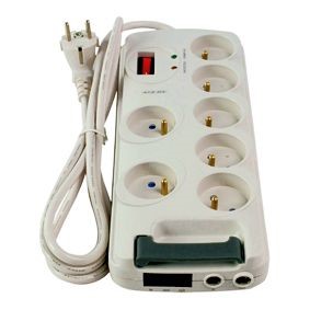 TAFELCONTACTDOOS 7-VOUDIG SURGE GUARD